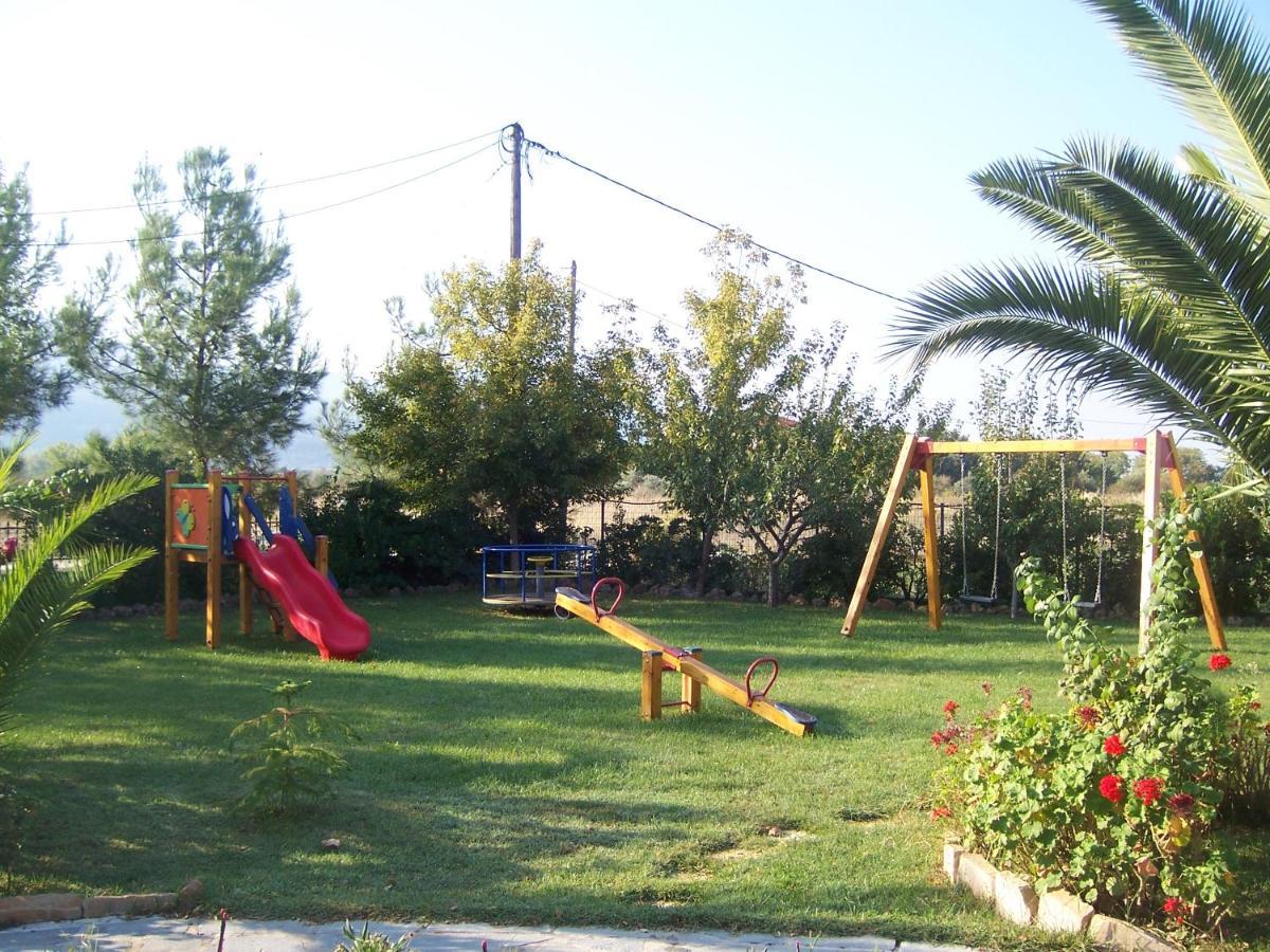 Sirines Studios Prinos  Bagian luar foto