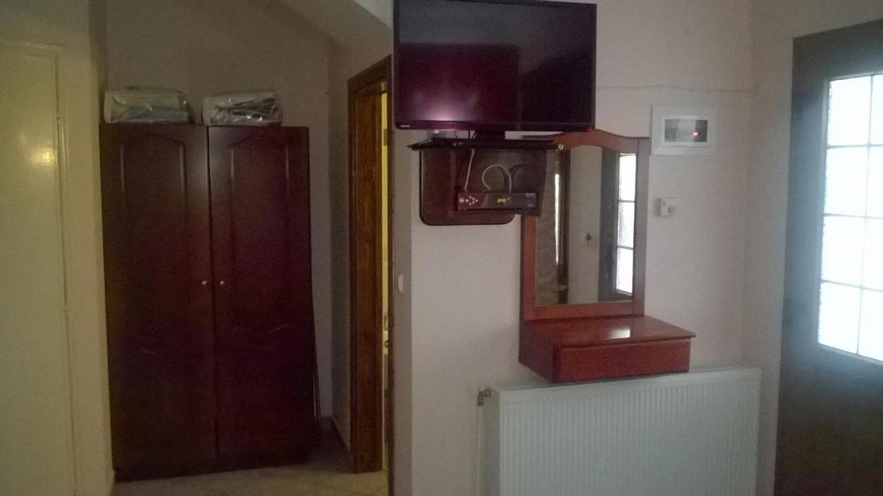Sirines Studios Prinos  Bagian luar foto